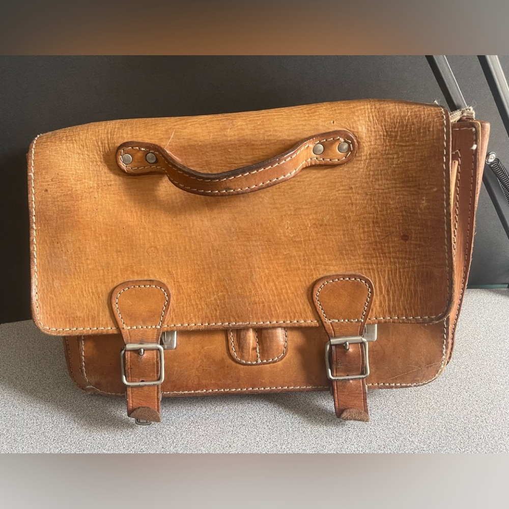 Vintage Tan Leather Men's Book Bag